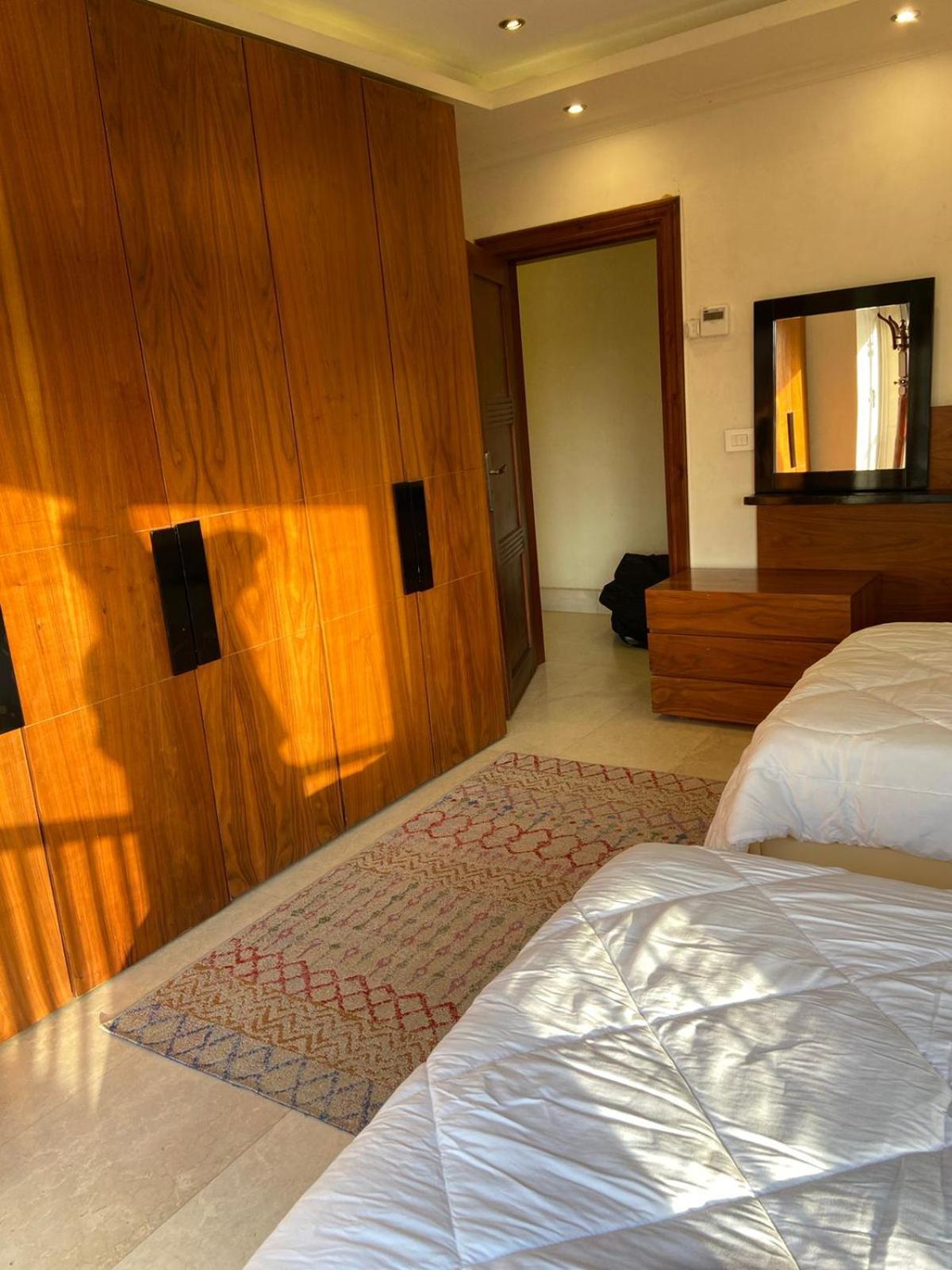 A 3 Bedroom With Lovely Nile View *